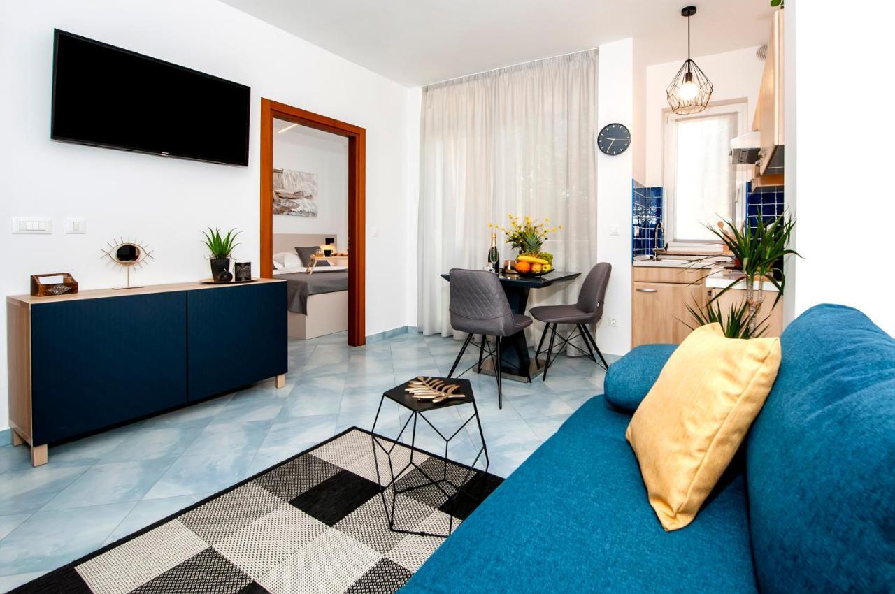 F&R Apartments II Rovinj Exteriör bild